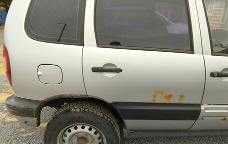 Chevrolet Niva I рестайлинг, 2005 год, 280 000 рублей, 5 фотография