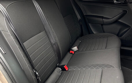 Skoda Rapid I, 2018 год, 1 490 000 рублей, 11 фотография