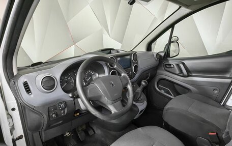 Peugeot Partner II рестайлинг 2, 2022 год, 2 029 000 рублей, 11 фотография