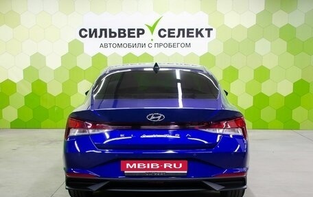 Hyundai Elantra, 2021 год, 2 100 000 рублей, 4 фотография