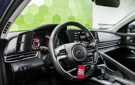 Hyundai Elantra, 2021 год, 2 100 000 рублей, 14 фотография