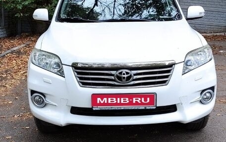 Toyota RAV4, 2011 год, 1 390 000 рублей, 1 фотография