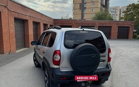 Chevrolet Niva I рестайлинг, 2010 год, 345 000 рублей, 7 фотография