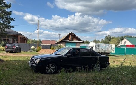 Mercedes-Benz E-Класс, 1997 год, 285 000 рублей, 4 фотография