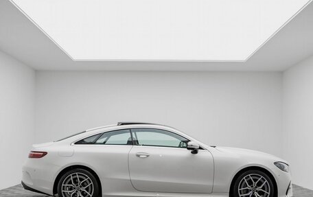 Mercedes-Benz E-Класс, 2023 год, 8 800 000 рублей, 5 фотография