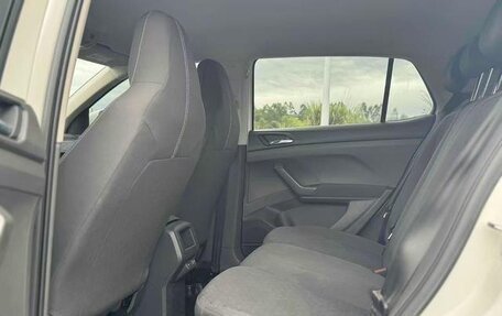 Volkswagen T-Cross I, 2021 год, 1 300 000 рублей, 9 фотография