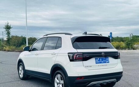 Volkswagen T-Cross I, 2021 год, 1 300 000 рублей, 6 фотография