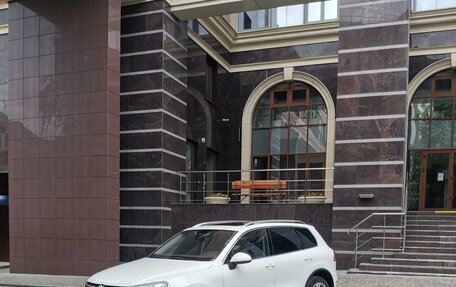 Volkswagen Touareg III, 2012 год, 2 246 000 рублей, 10 фотография
