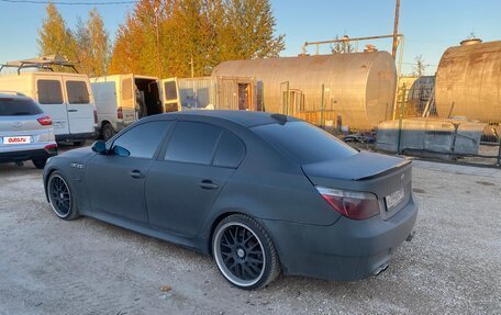 BMW 5 серия, 2007 год, 1 100 000 рублей, 3 фотография