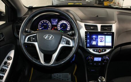 Hyundai Solaris II рестайлинг, 2013 год, 637 000 рублей, 13 фотография