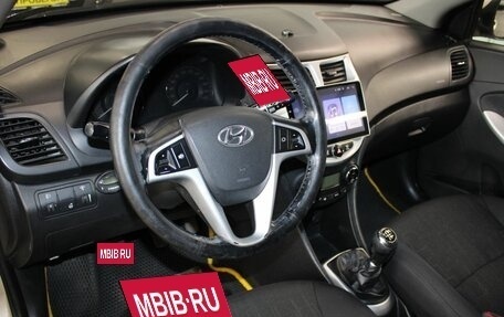 Hyundai Solaris II рестайлинг, 2013 год, 637 000 рублей, 11 фотография