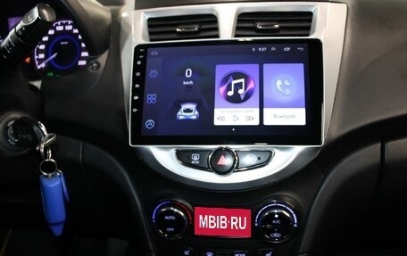 Hyundai Solaris II рестайлинг, 2013 год, 637 000 рублей, 14 фотография