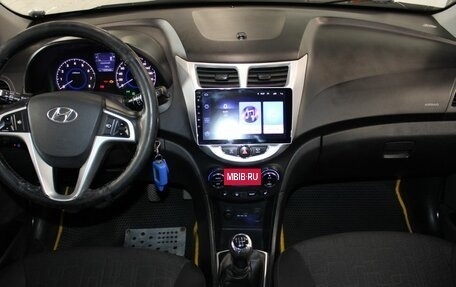 Hyundai Solaris II рестайлинг, 2013 год, 637 000 рублей, 15 фотография