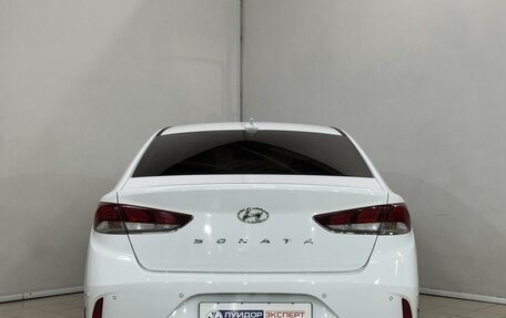 Hyundai Sonata VII, 2019 год, 1 999 000 рублей, 5 фотография