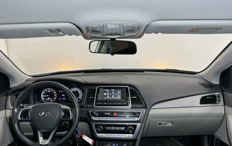 Hyundai Sonata VII, 2019 год, 1 999 000 рублей, 13 фотография