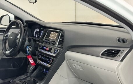 Hyundai Sonata VII, 2019 год, 1 999 000 рублей, 17 фотография