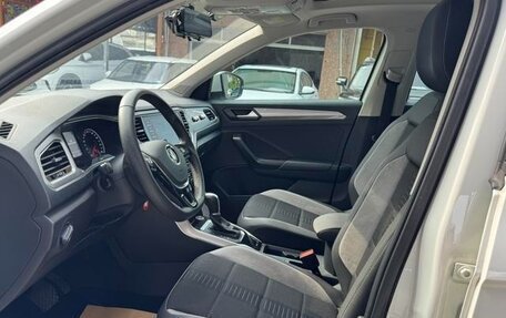 Volkswagen T-Roc I, 2021 год, 1 580 000 рублей, 8 фотография