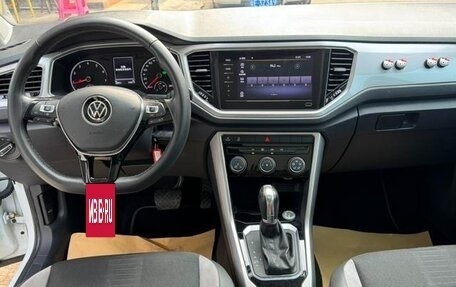 Volkswagen T-Roc I, 2021 год, 1 580 000 рублей, 7 фотография