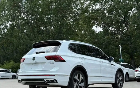 Volkswagen Tiguan II, 2022 год, 2 570 888 рублей, 5 фотография