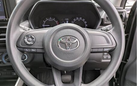 Toyota Raize I, 2022 год, 1 290 000 рублей, 9 фотография