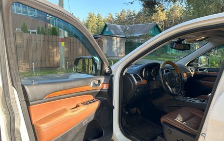 Jeep Grand Cherokee, 2012 год, 1 255 000 рублей, 20 фотография