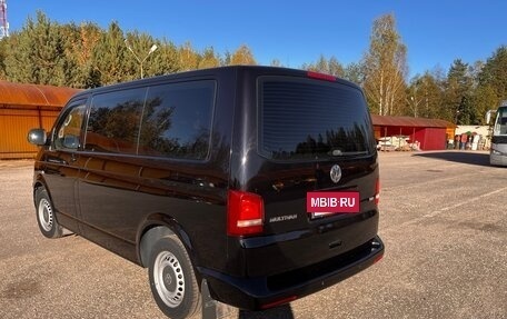 Volkswagen Multivan T5, 2013 год, 2 800 000 рублей, 3 фотография
