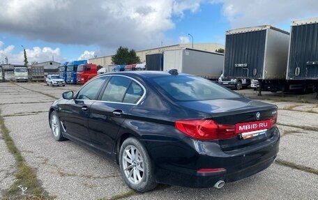 BMW 5 серия, 2018 год, 3 083 800 рублей, 4 фотография