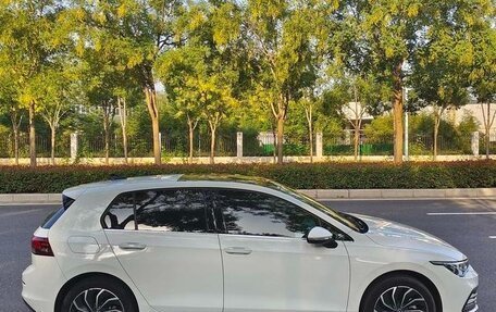 Volkswagen Golf VIII, 2021 год, 1 600 000 рублей, 7 фотография