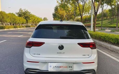 Volkswagen Golf VIII, 2021 год, 1 600 000 рублей, 6 фотография