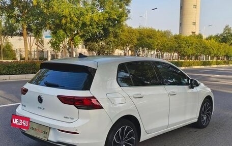 Volkswagen Golf VIII, 2021 год, 1 600 000 рублей, 8 фотография