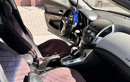 Chevrolet Cruze II, 2013 год, 880 000 рублей, 8 фотография