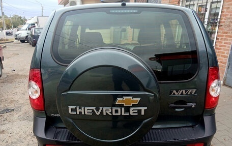 Chevrolet Niva I рестайлинг, 2016 год, 765 000 рублей, 8 фотография