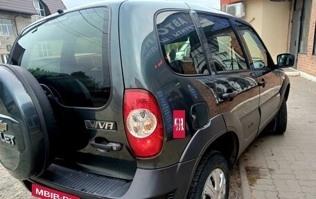 Chevrolet Niva I рестайлинг, 2016 год, 765 000 рублей, 5 фотография