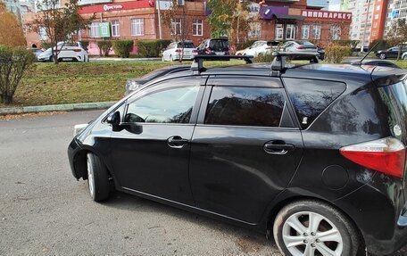 Toyota Ractis II, 2011 год, 1 100 000 рублей, 2 фотография