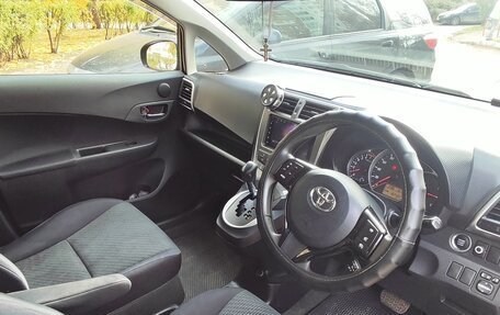 Toyota Ractis II, 2011 год, 1 100 000 рублей, 9 фотография
