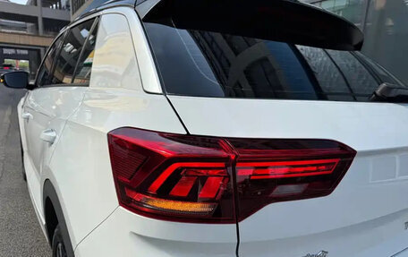 Volkswagen T-Roc I, 2022 год, 1 320 888 рублей, 7 фотография