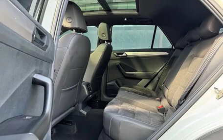 Volkswagen T-Roc I, 2022 год, 1 320 888 рублей, 9 фотография