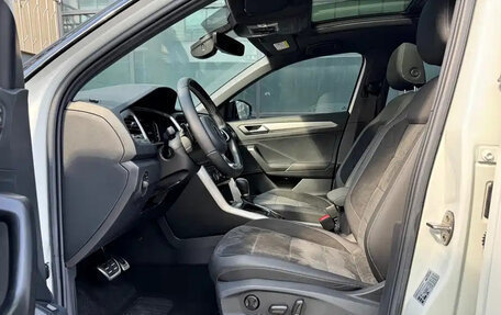 Volkswagen T-Roc I, 2022 год, 1 320 888 рублей, 8 фотография