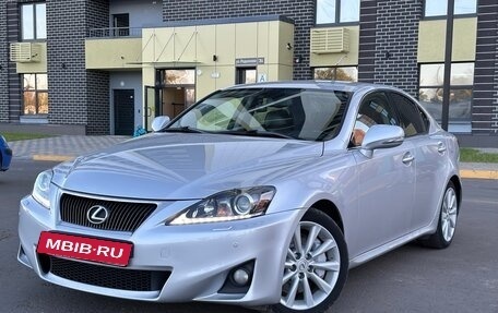 Lexus IS II рестайлинг 2, 2011 год, 1 800 000 рублей, 3 фотография