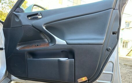 Lexus IS II рестайлинг 2, 2011 год, 1 800 000 рублей, 26 фотография