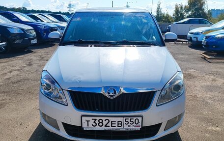 Skoda Fabia II, 2013 год, 433 000 рублей, 1 фотография