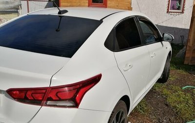 Hyundai Solaris II рестайлинг, 2017 год, 980 000 рублей, 1 фотография
