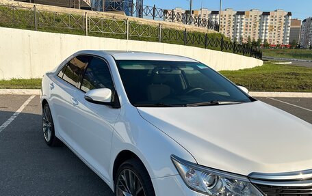 Toyota Camry, 2016 год, 1 950 000 рублей, 5 фотография