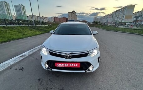 Toyota Camry, 2016 год, 1 950 000 рублей, 12 фотография