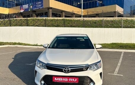 Toyota Camry, 2016 год, 1 950 000 рублей, 8 фотография