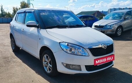 Skoda Fabia II, 2013 год, 433 000 рублей, 2 фотография