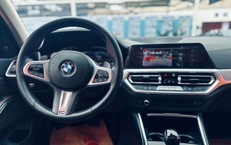 BMW 3 серия, 2022 год, 2 899 050 рублей, 15 фотография