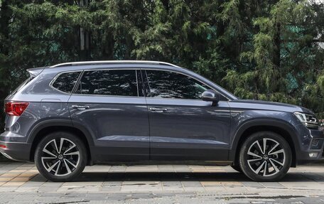 Volkswagen Tharu, 2022 год, 1 862 000 рублей, 10 фотография