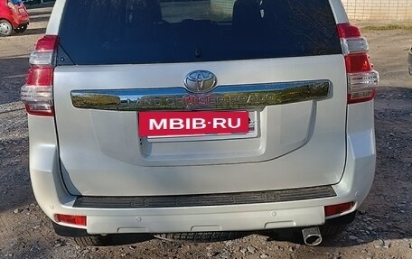 Toyota Land Cruiser Prado 150 рестайлинг 2, 2016 год, 4 250 000 рублей, 4 фотография