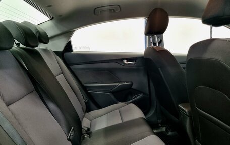 Hyundai Solaris II рестайлинг, 2017 год, 1 390 000 рублей, 11 фотография
